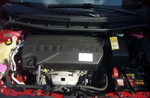 TOYOTA Auris 