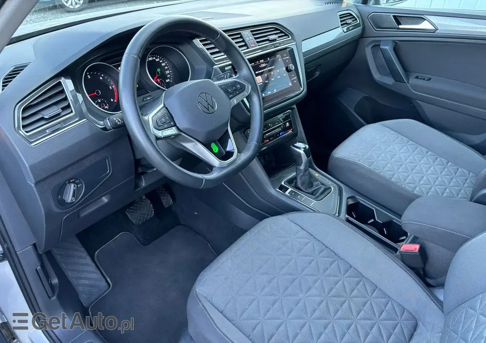 VOLKSWAGEN Tiguan 2.0 TDI SCR DSG IQ.DRIVE