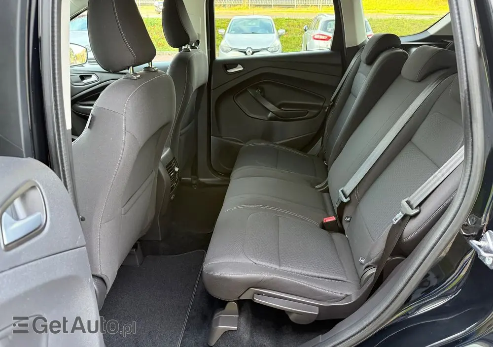 FORD Kuga 1.5 EcoBoost 2x4 Titanium