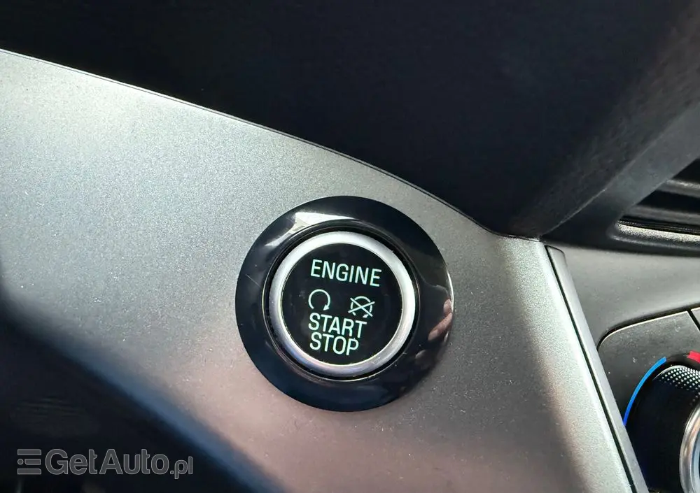 FORD Kuga 1.5 EcoBoost 2x4 Titanium