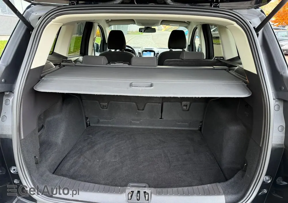 FORD Kuga 1.5 EcoBoost 2x4 Titanium