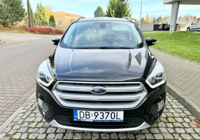FORD Kuga 1.5 EcoBoost 2x4 Titanium