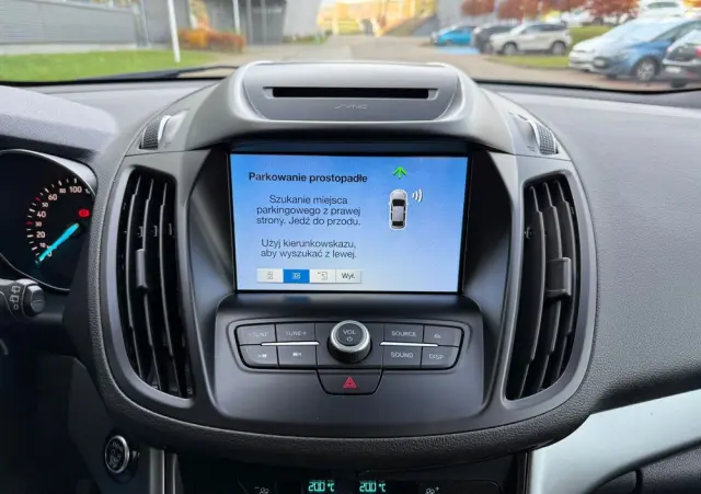 FORD Kuga 1.5 EcoBoost 2x4 Titanium