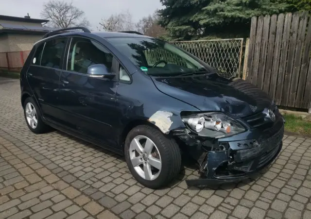 VOLKSWAGEN Golf Plus 1.6 Team