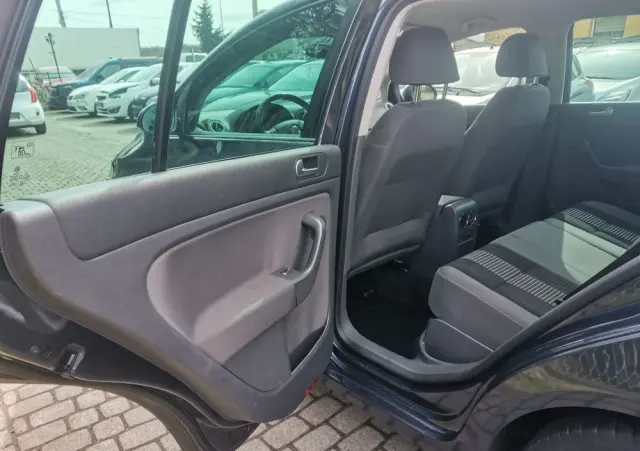 VOLKSWAGEN Golf Plus 1.6 Team