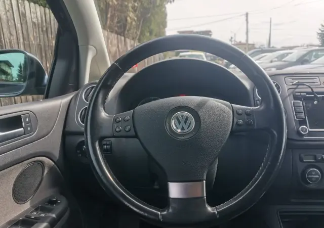 VOLKSWAGEN Golf Plus 1.6 Team