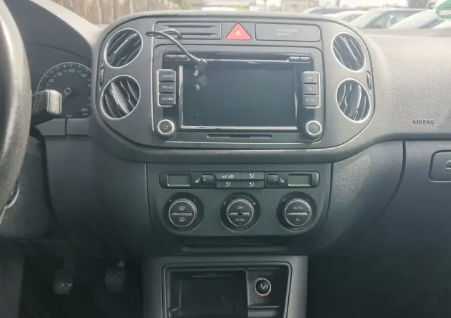 VOLKSWAGEN Golf Plus 1.6 Team