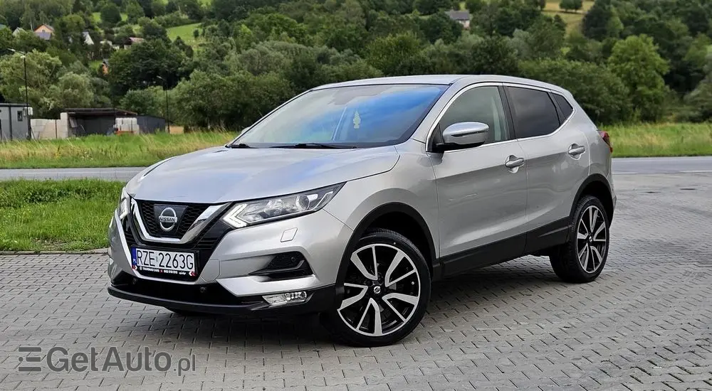 NISSAN Qashqai 1.6 DIG-T N-Connecta
