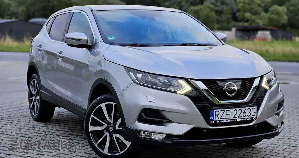 NISSAN Qashqai 1.6 DIG-T N-Connecta