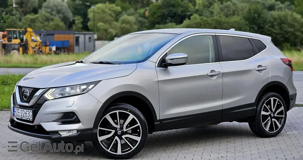 NISSAN Qashqai 1.6 DIG-T N-Connecta