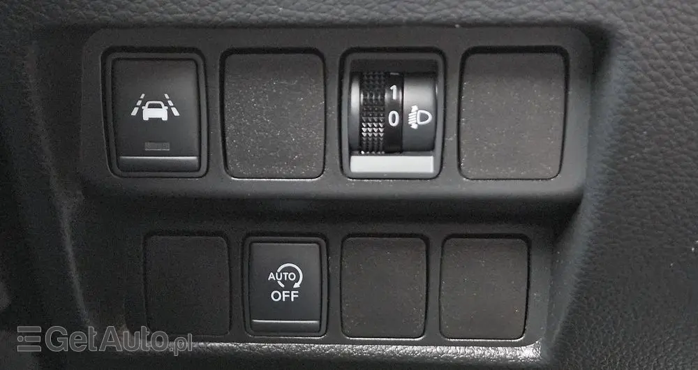 NISSAN Qashqai 1.6 DIG-T N-Connecta