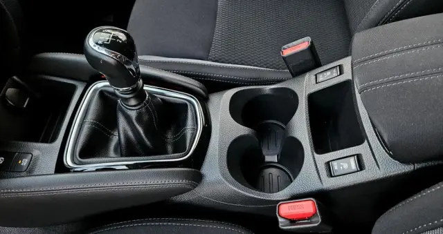 NISSAN Qashqai 1.6 DIG-T N-Connecta