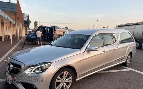 MERCEDES-BENZ Klasa E 