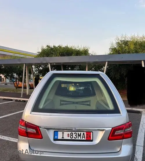 MERCEDES-BENZ Klasa E 