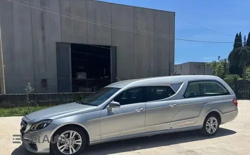 MERCEDES-BENZ Klasa E 