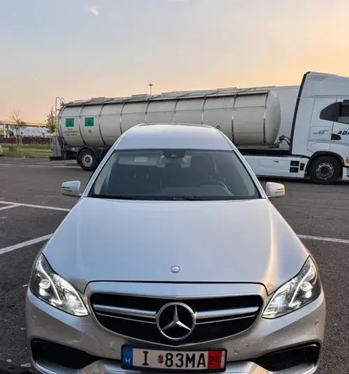 MERCEDES-BENZ Klasa E 