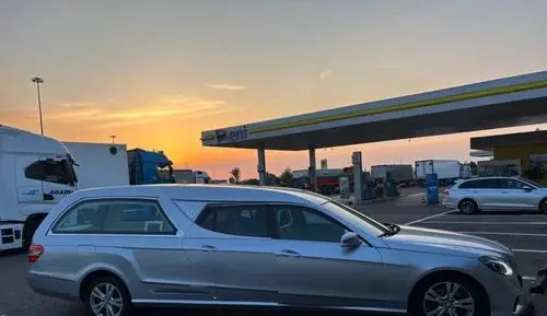 MERCEDES-BENZ Klasa E 