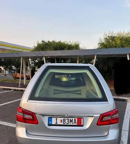 MERCEDES-BENZ Klasa E 