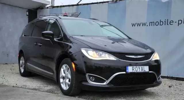 CHRYSLER Pacifica 