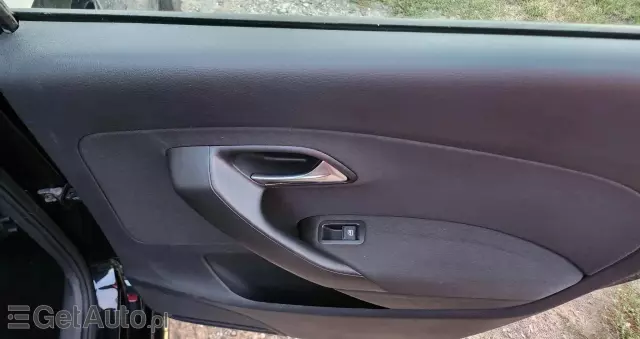 VOLKSWAGEN Polo 1.4 16V Comfortline