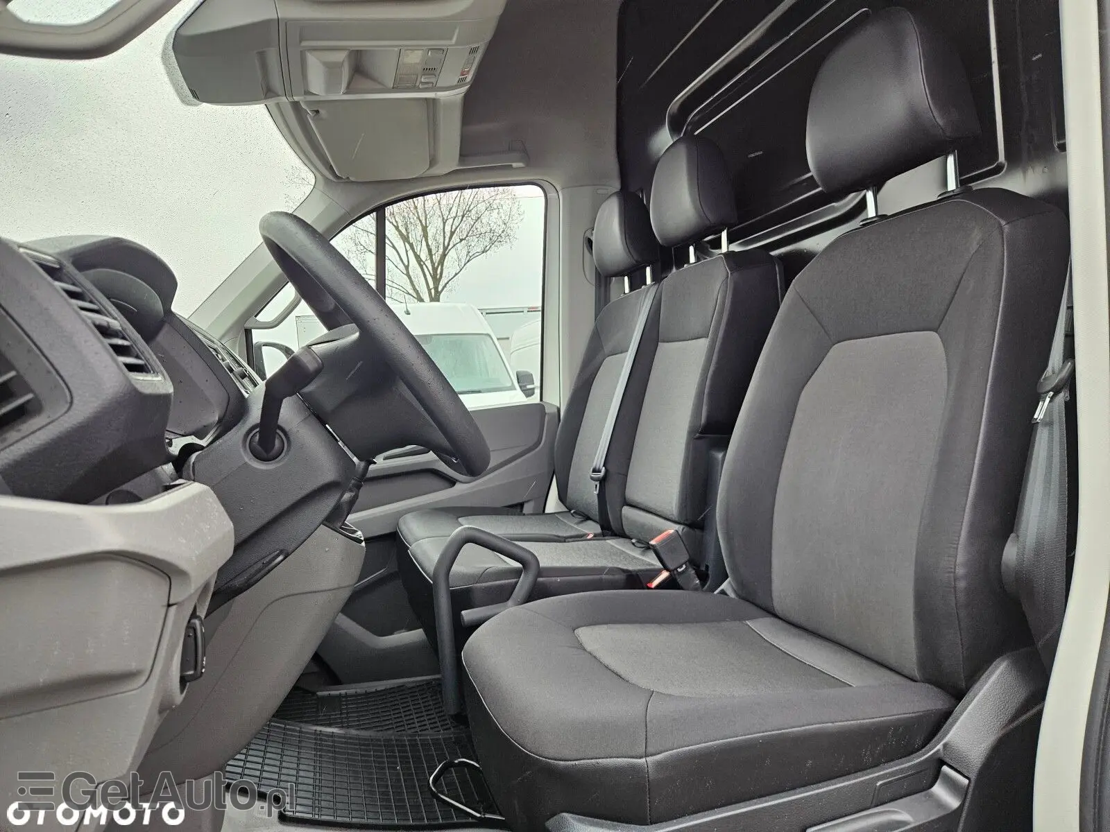 VOLKSWAGEN Crafter L