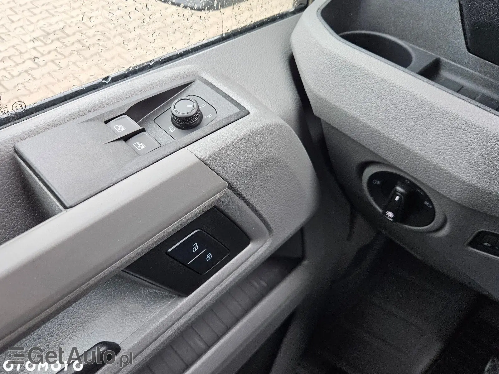 VOLKSWAGEN Crafter L