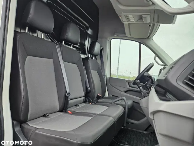 VOLKSWAGEN Crafter L