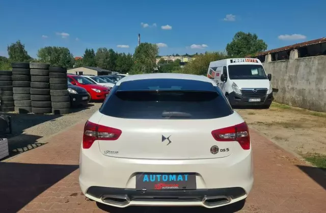 DS 5 