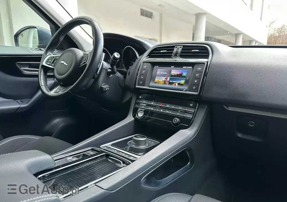 JAGUAR F-Pace 2.0 i4P AWD R-Sport