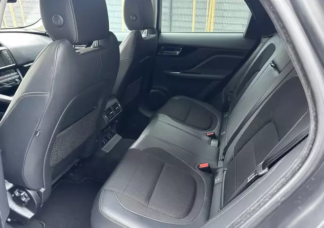 JAGUAR F-Pace 2.0 i4P AWD R-Sport