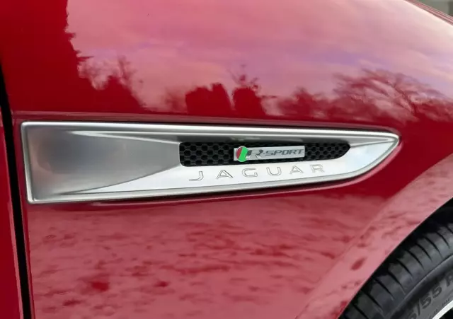 JAGUAR F-Pace 2.0 i4P AWD R-Sport