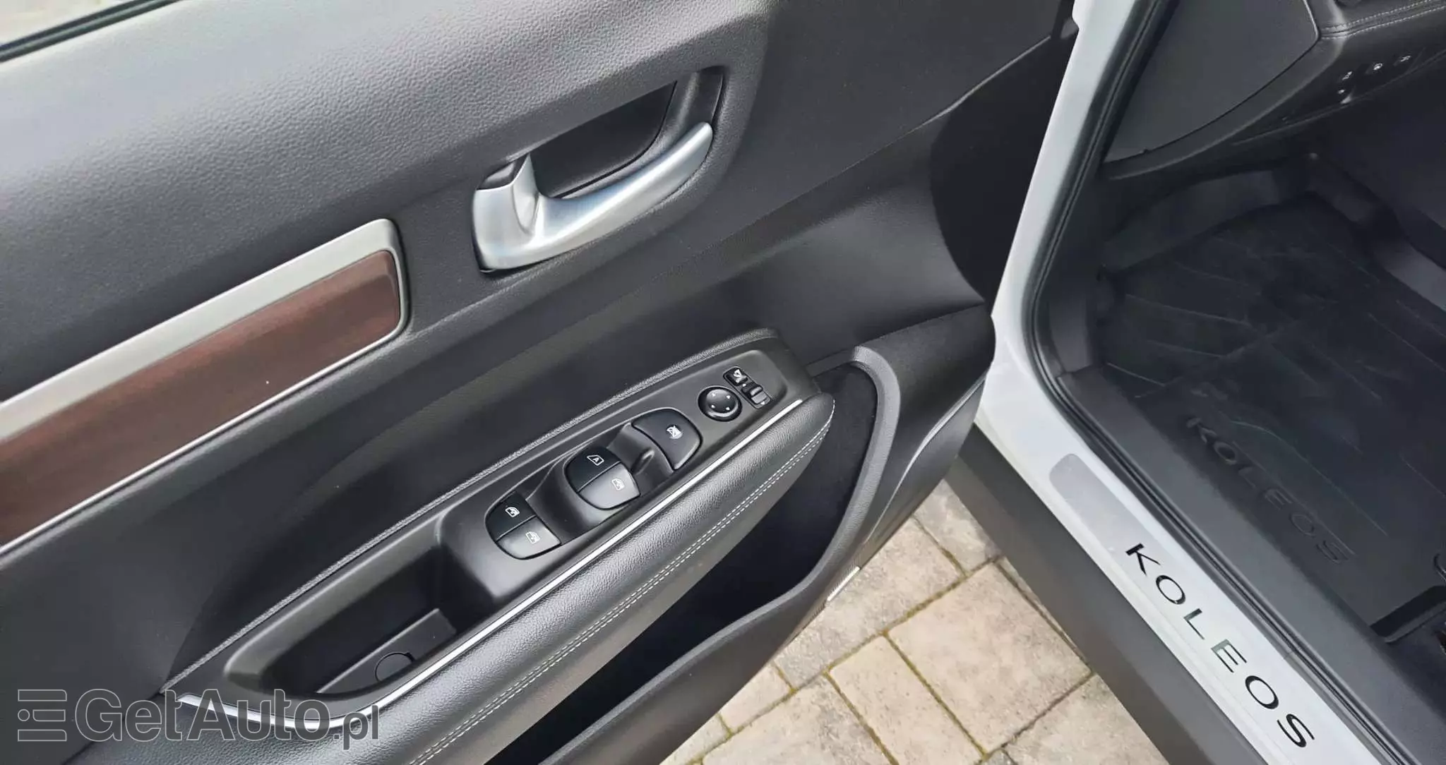 RENAULT Koleos 2.0 dCi Intens 4x4 X-Tronic