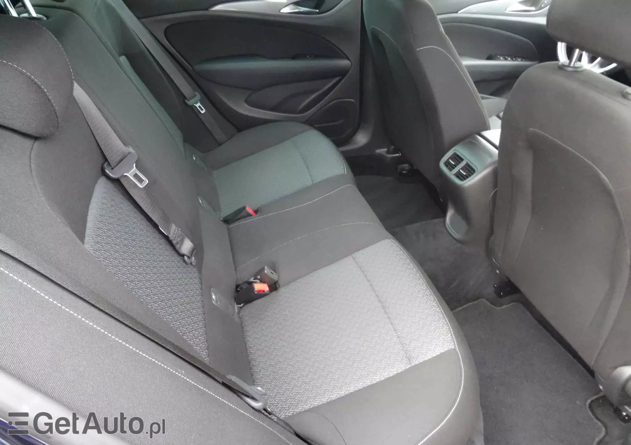 OPEL Insignia 1.6 CDTI Edition