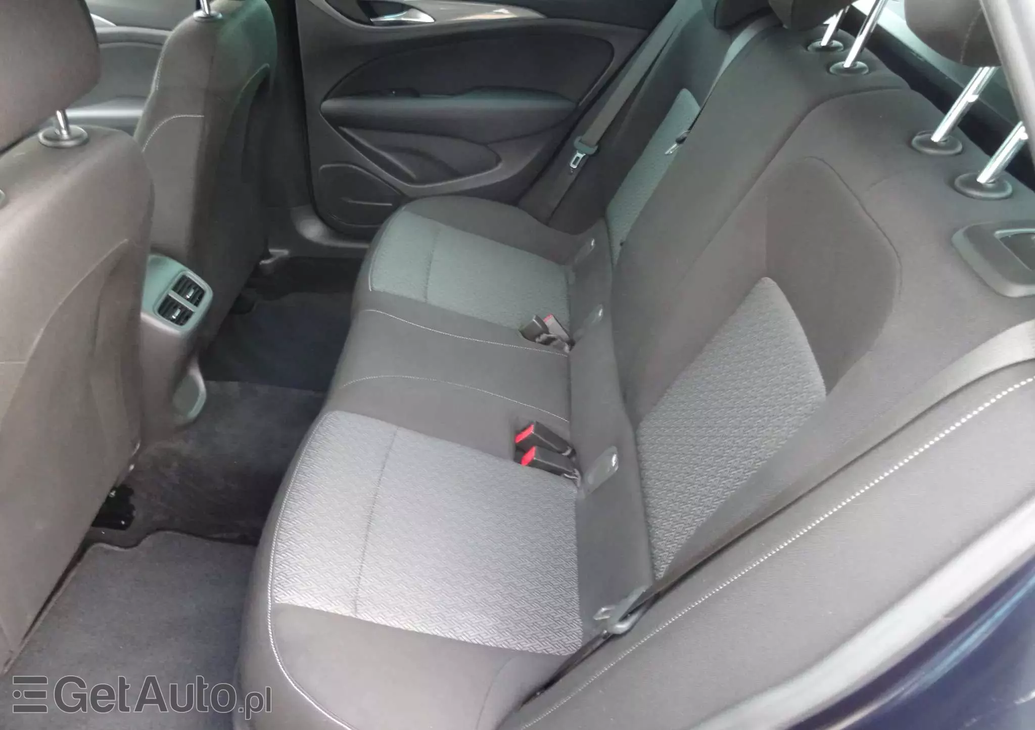 OPEL Insignia 1.6 CDTI Edition