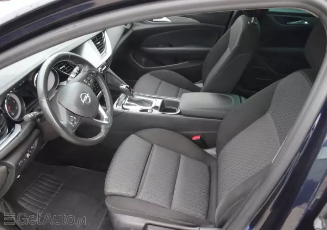 OPEL Insignia 1.6 CDTI Edition