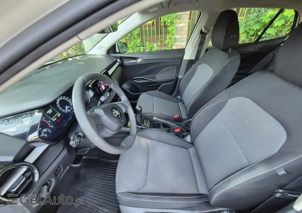 SKODA Fabia 1.0 TSI Ambition