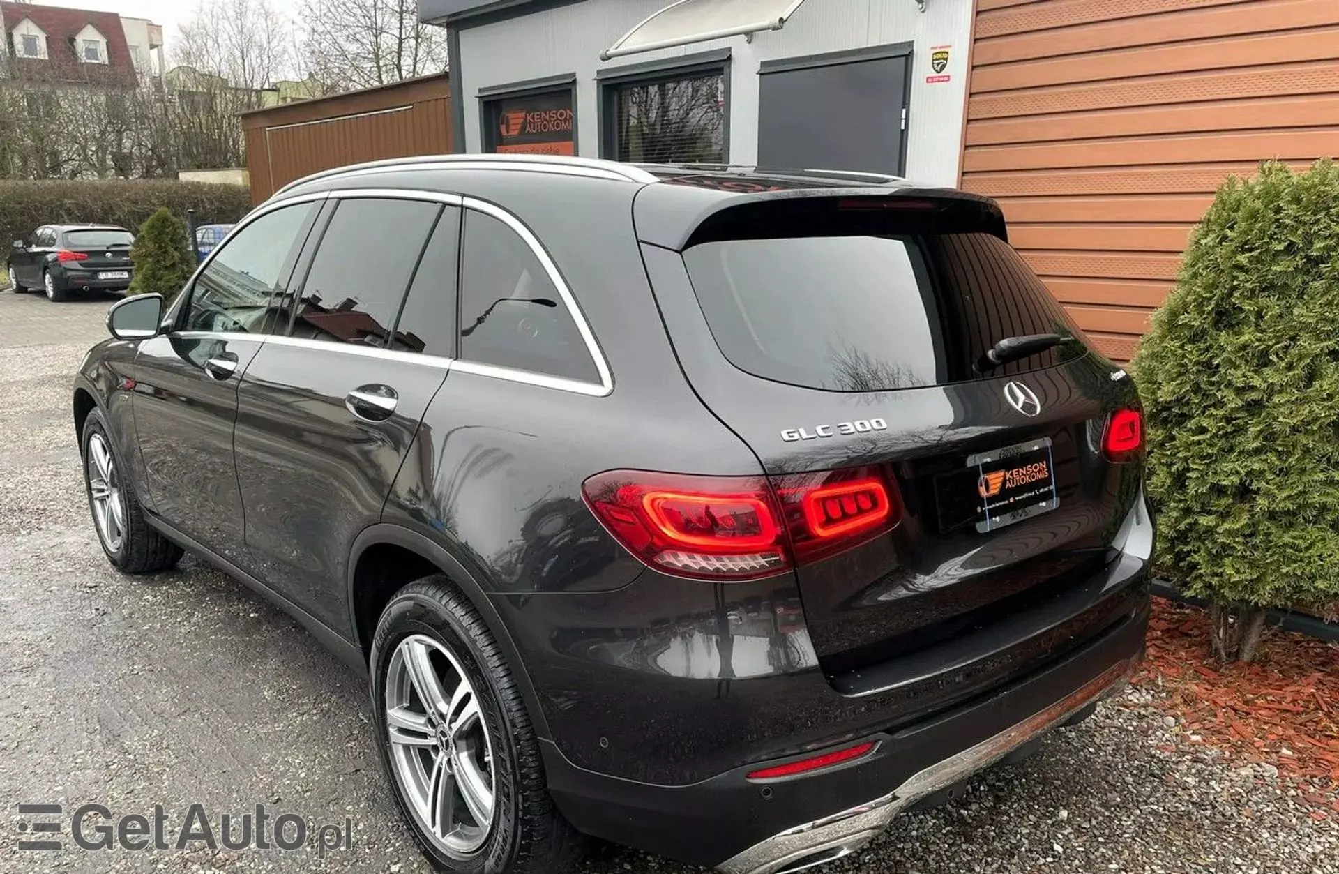 MERCEDES-BENZ GLC 