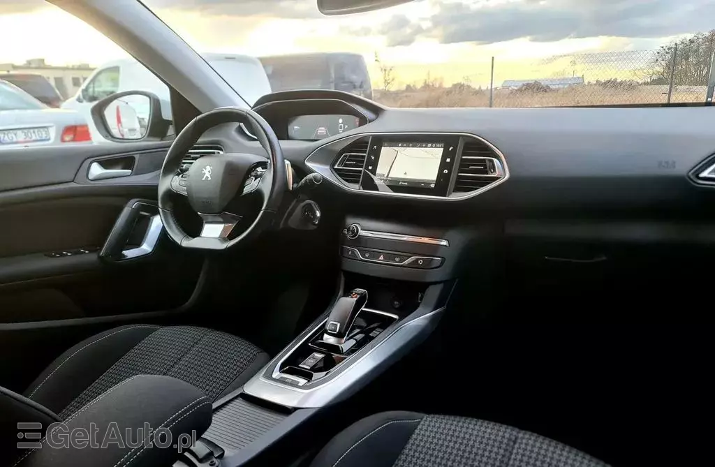 PEUGEOT 308 1.5 BlueHDi (130 KM) Automatic