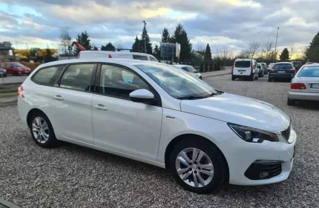 PEUGEOT 308 1.5 BlueHDi (130 KM) Automatic