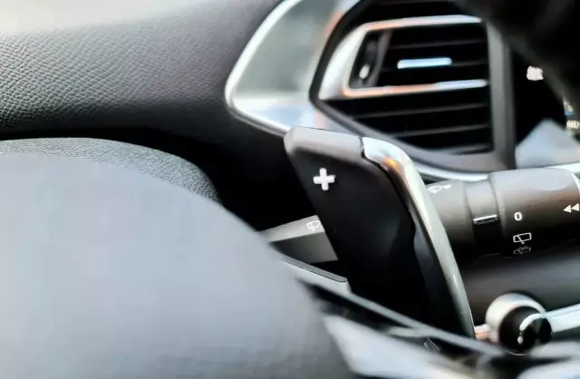 PEUGEOT 308 1.5 BlueHDi (130 KM) Automatic