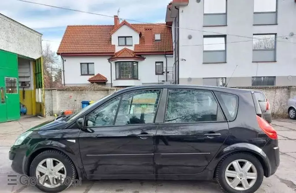 RENAULT Scenic 