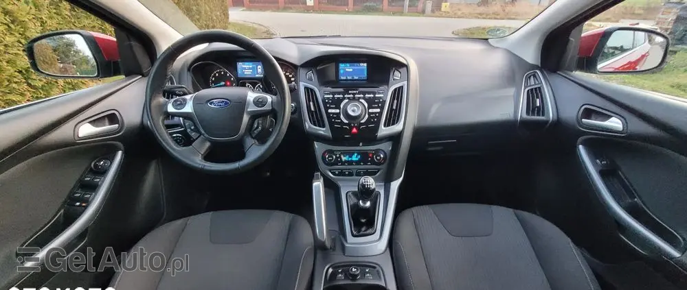 FORD Focus 1.6 EcoBoost Start-Stopp-System SYNC Edition