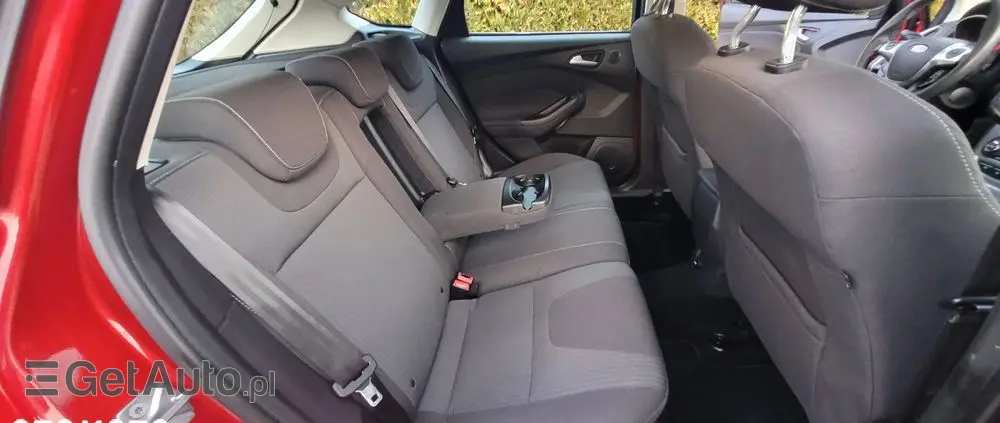 FORD Focus 1.6 EcoBoost Start-Stopp-System SYNC Edition