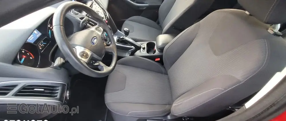 FORD Focus 1.6 EcoBoost Start-Stopp-System SYNC Edition