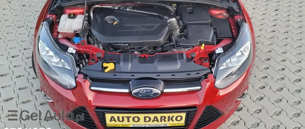 FORD Focus 1.6 EcoBoost Start-Stopp-System SYNC Edition