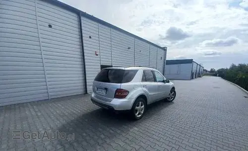 MERCEDES-BENZ ML 