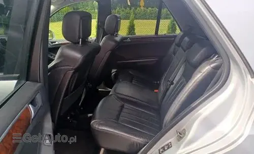 MERCEDES-BENZ ML 