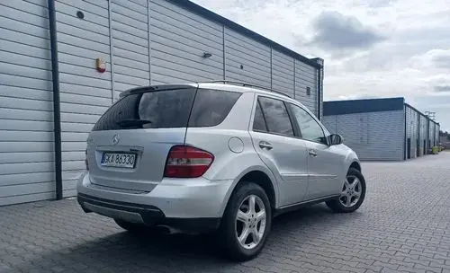 MERCEDES-BENZ ML 