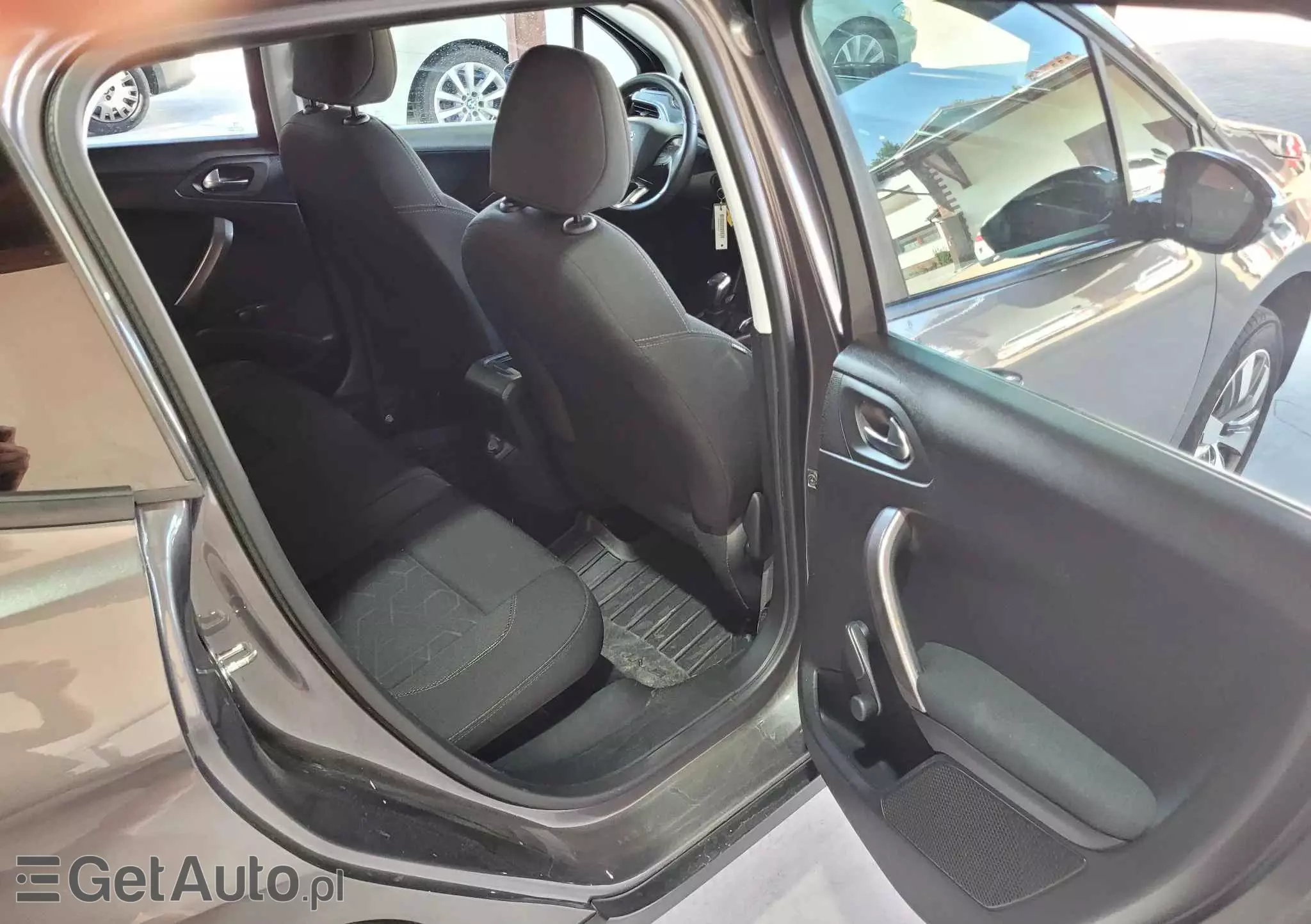 PEUGEOT 2008 1.2 Pure Tech Style