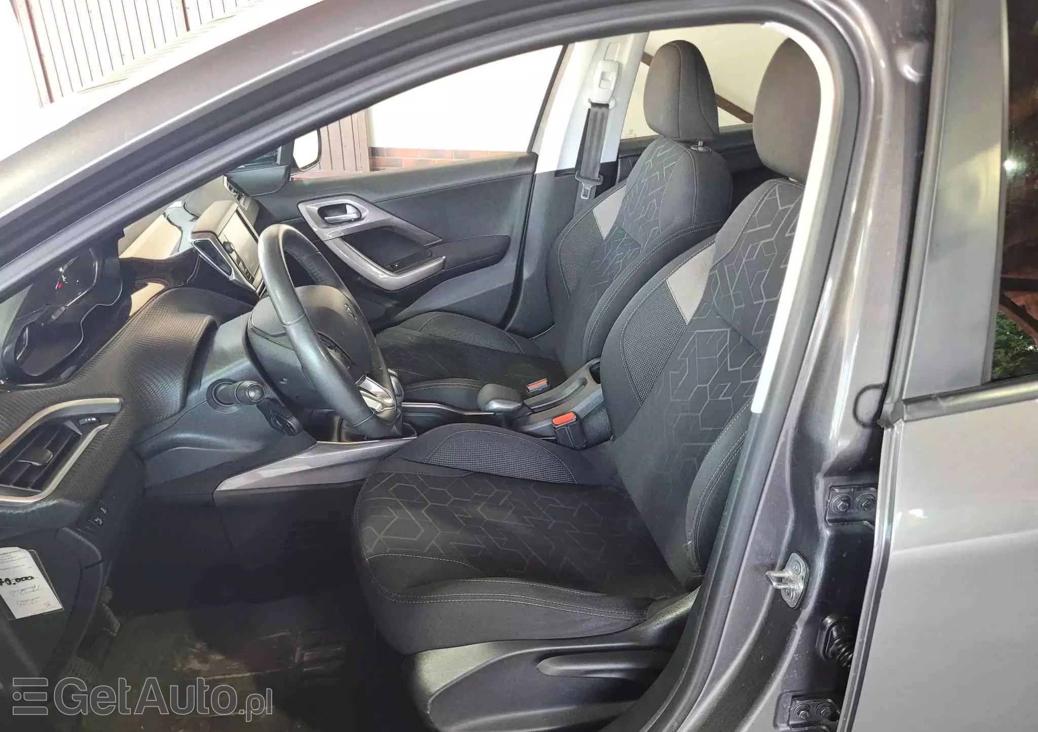 PEUGEOT 2008 1.2 Pure Tech Style